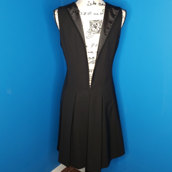 Theory sleeveless "Addison" Italian wool/span LBD - Picture 7 of 8